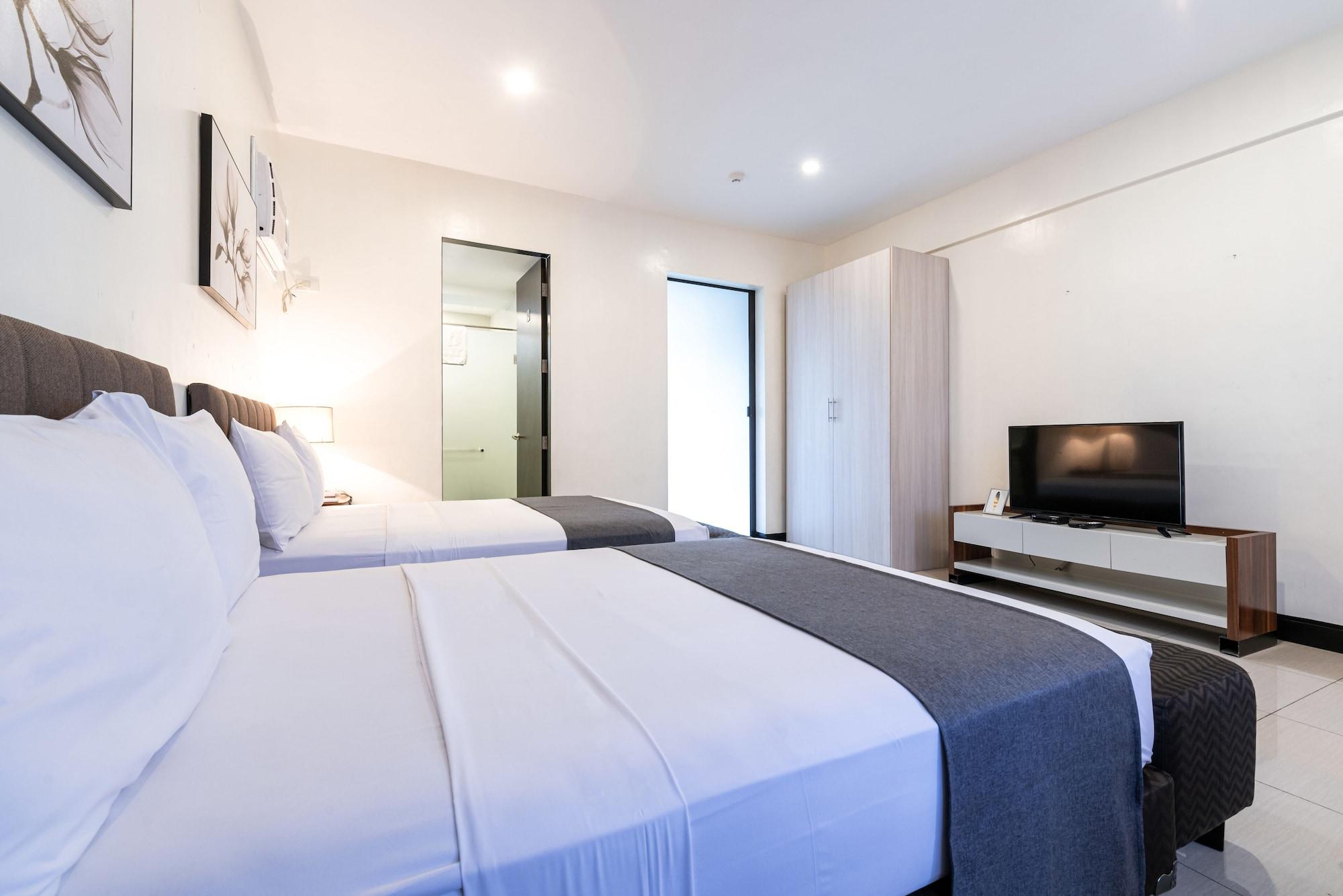 Artemis Place Makati 3* Makati City