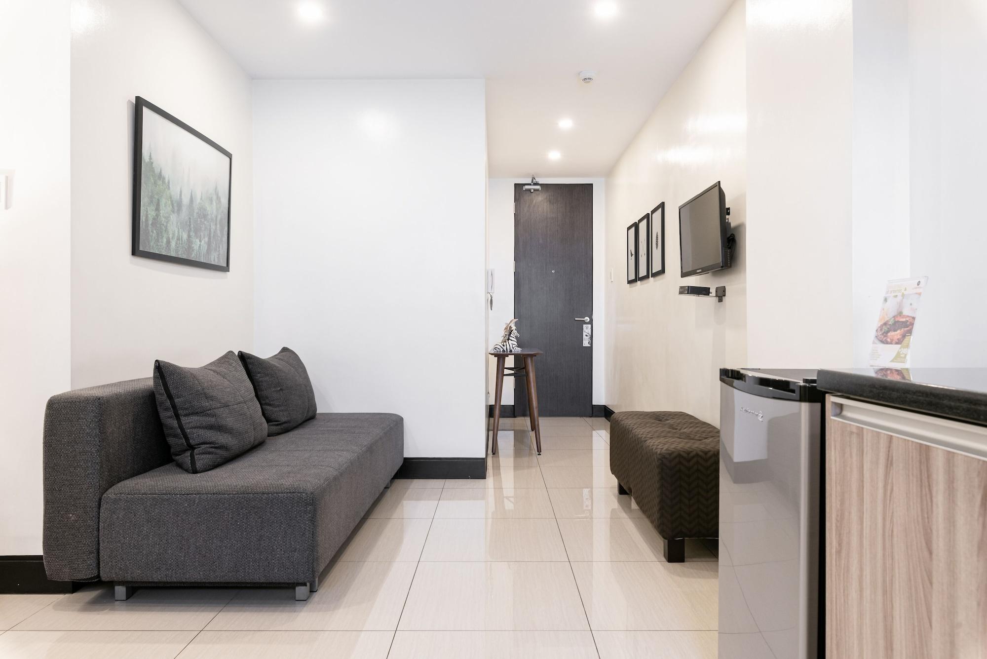 Artemis Place Makati 3*