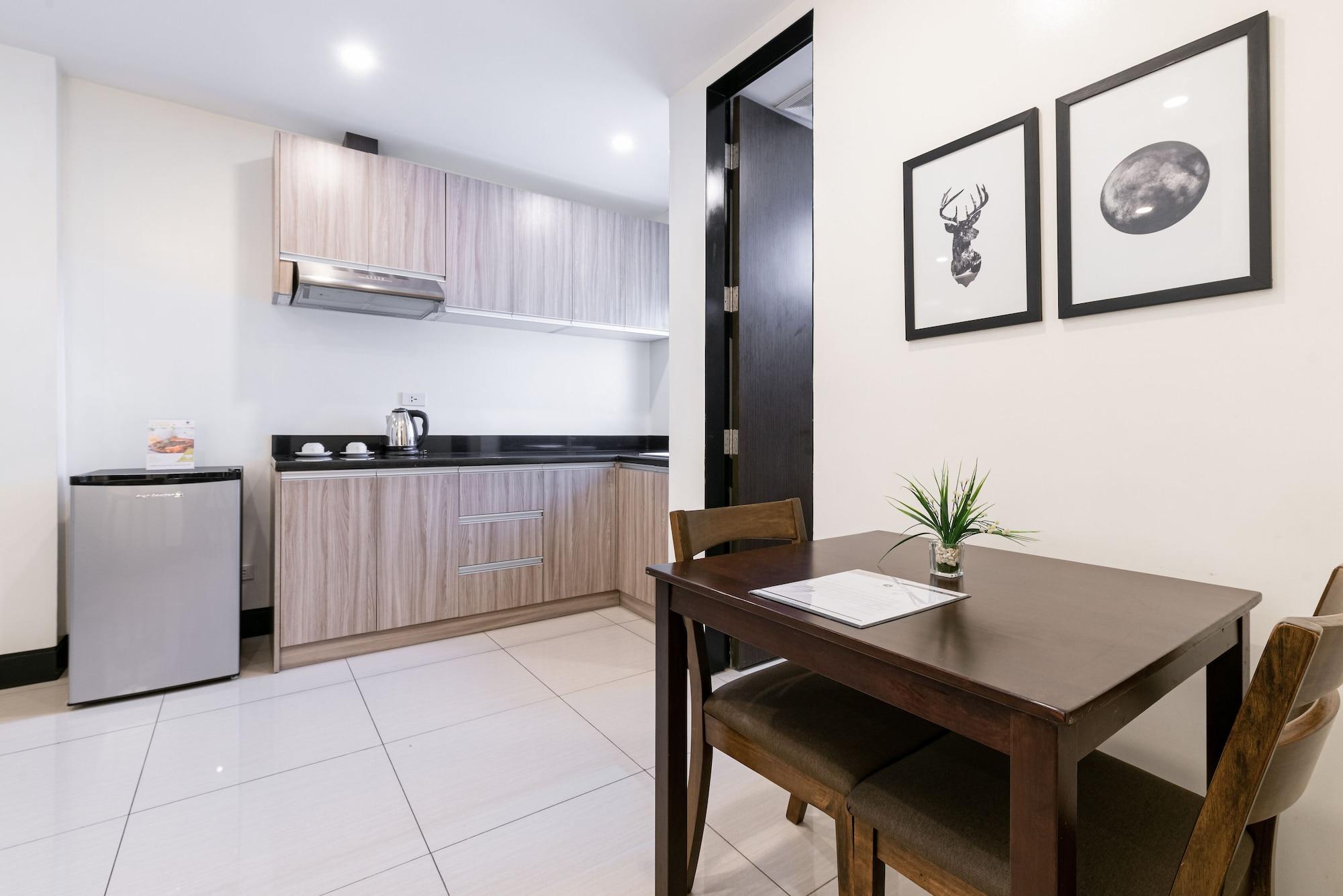 Hotel Artemis Place Makati