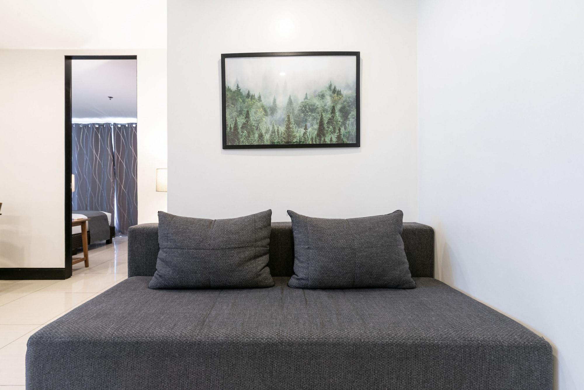 Hotel Artemis Place Makati